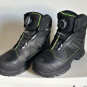 men US-9 RefrigiWear Men’s Extreme Hiker Waterproof Insulated Freezer Boots